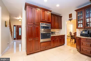 18 Lovell Dr, Plainsboro Township, NJ 08536 - Photo 11