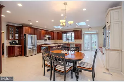 18 Lovell Drive, Plainsboro Township, NJ 08536 - Photo 7