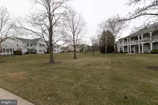 243 W Wycoff Way, East Brunswick Township, NJ 08816 - Photo 13