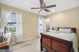 243 W Wycoff Way, East Brunswick Township, NJ 08816 - Photo 7