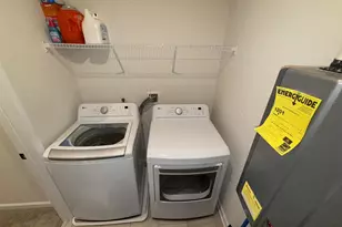 216 Lyla Ln, New Brunswick, NJ 08901 - Photo 13