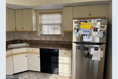 27 Benjamin Franklin Drive, Monroe Township, NJ 08831 - Photo 7