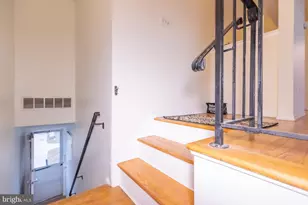 187 Evergreen Rd, Edison, NJ 08837 - Photo 17