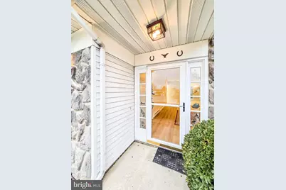 307 Modele Plaza, Monroe Township, NJ 08831 - Photo 3