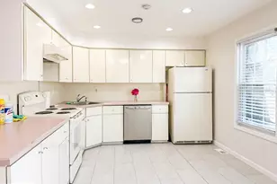 167 Concordia Cir, Monroe Township, NJ 08831 - Photo 11