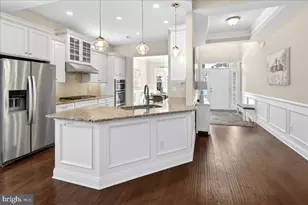 4 Huntington Ct, Kendall Park, NJ 08824 - Photo 11