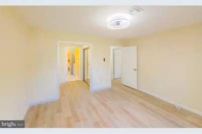 220 Manchester Lane, Monroe Township, NJ 08831 - Photo 25