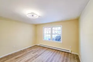 220 Manchester Ln, Monroe Township, NJ 08831 - Photo 21