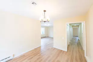 220 Manchester Ln, Monroe Township, NJ 08831 - Photo 11