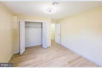 220 Manchester Lane, Monroe Township, NJ 08831 - Photo 21