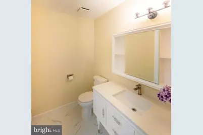 220 Manchester Lane, Monroe Township, NJ 08831 - Photo 17