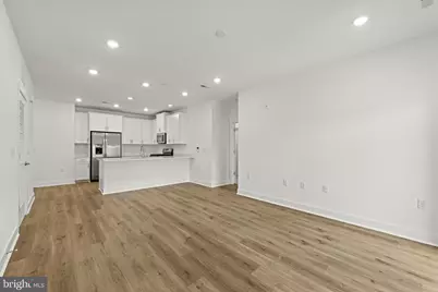 27205 Radford, Monroe Township, NJ 08831 - Photo 5