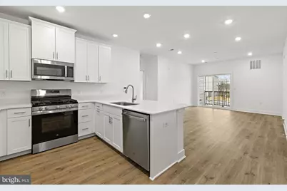 27205 Radford, Monroe Township, NJ 08831 - Photo 9