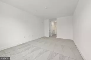 27205 Radford, Monroe Township, NJ 08831 - Photo 17