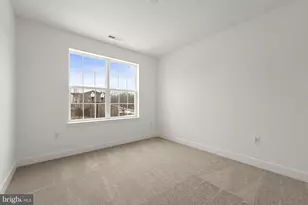 27205 Radford, Monroe Township, NJ 08831 - Photo 11