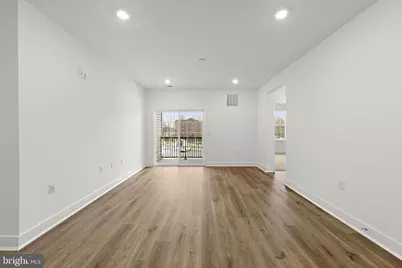 27205 Radford, Monroe Township, NJ 08831 - Photo 3