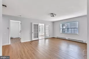 326 Nantuckett Ln, Monroe Township, NJ 08831 - Photo 11