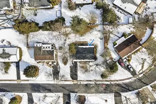 20 Stockton Rd, Kendall Park, NJ 08824 - Photo 7