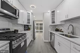 20 Stockton Rd, Kendall Park, NJ 08824 - Photo 15