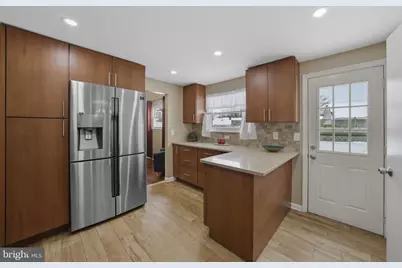 10 Magee Road, Edison, NJ 08817 - Photo 11