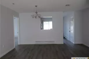 631 Madison Dr, Monroe Township, NJ 08831 - Photo 9