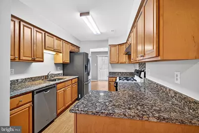 70 Hampshire Drive, Plainsboro Township, NJ 08536 - Photo 7