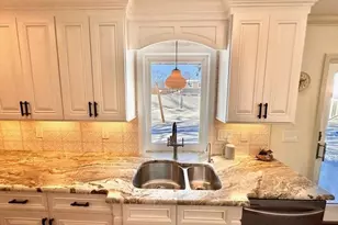 8 Willow Ct, Sayreville, NJ 08859 - Photo 11