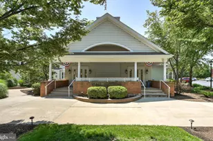 38 Edgemere Dr, Kendall Park, NJ 08824 - Photo 53