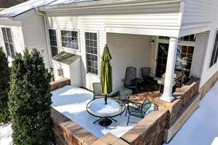 38 Edgemere Dr, Kendall Park, NJ 08824 - Photo 43