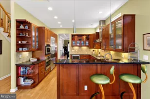 38 Edgemere Dr, Kendall Park, NJ 08824 - Photo 17