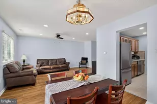 136 Hampshire Dr, Plainsboro Township, NJ 08536 - Photo 7