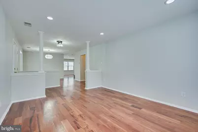 401 Pheasant Run, Monmouth Junction, NJ 08852 - Photo 7