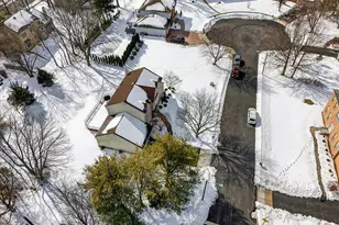 1 Joshua Ct, Kendall Park, NJ 08824 - Photo 3