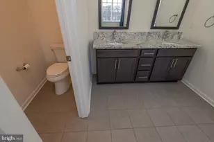 601 Charleston Dr, Monroe Township, NJ 08831 - Photo 23