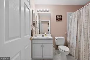 13 Hedge Row Rd, Plainsboro Township, NJ 08540 - Photo 35