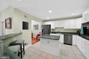 4 Empress Ct, Princeton, NJ 08540 - Photo 9