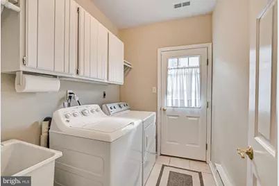 3 Clinton Court, Kendall Park, NJ 08824 - Photo 27