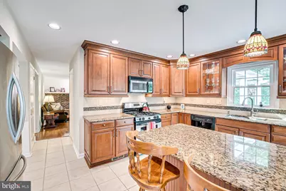 3 Clinton Court, Kendall Park, NJ 08824 - Photo 7