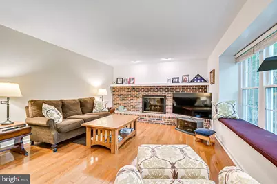 3 Clinton Court, Kendall Park, NJ 08824 - Photo 15