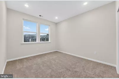 505 Sadie Circle, New Brunswick, NJ 08901 - Photo 19