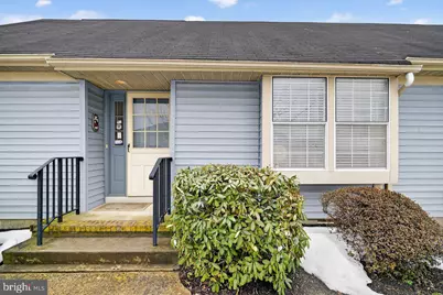 17 George Washington Drive, Monroe Township, NJ 08831 - Photo 3