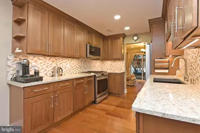 156 Hampshire Drive, Plainsboro Township, NJ 08536 - Photo 15