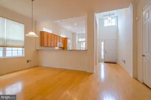 37 Andover Dr, Kendall Park, NJ 08824 - Photo 5