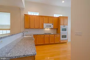 37 Andover Dr, Kendall Park, NJ 08824 - Photo 11