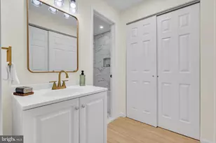 165 Belmar Rd, Monroe Township, NJ 08831 - Photo 15