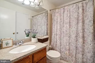 4073 Bayberry Ct Ct, Monmouth Junction, NJ 08852 - Photo 15