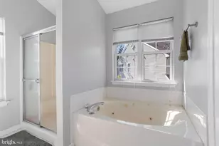 101 Dahlia Cir, Dayton, NJ 08810 - Photo 23