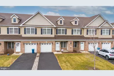 91 Morgan Way, Monroe Township, NJ 08831 - Photo 1