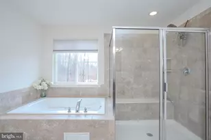 101 Baker St, Monmouth Junction, NJ 08852 - Photo 25