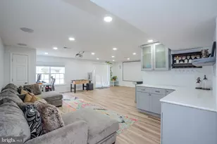 101 Baker St, Monmouth Junction, NJ 08852 - Photo 9